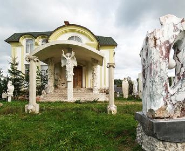 Sergey Kazantsev's Gallery and Park in the Moscow region