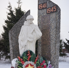 Памятник «Солдат», д. Исаково